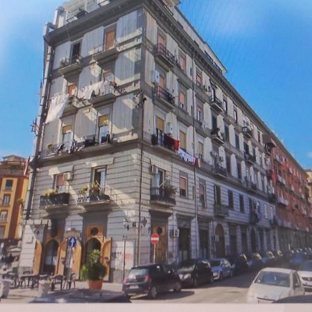 Al Centro Napoli Sinner Haus Exteriér fotografie